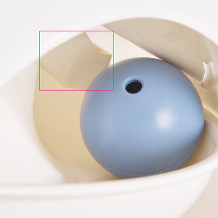 Pet cat leaking food toy - Glossorea