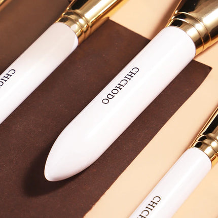 CHICHODO 10PCS Luxurious Makeup Brush Set – Fox, Goat & Synthetic Hair - Glossorea