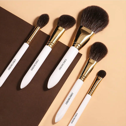 CHICHODO 10PCS Luxurious Makeup Brush Set – Fox, Goat & Synthetic Hair - Glossorea